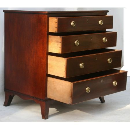 Kleine George III Mahagoni Kommode Original 