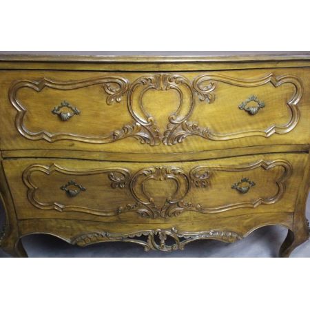 Französische Walnuss Komode im Louis VX Stil