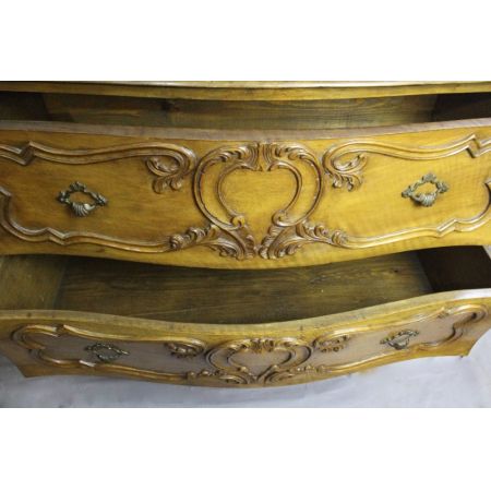 Französische Walnuss Komode im Louis VX Stil