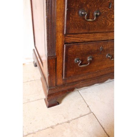 Eiche und Mahagoni Kommode im Stil George III.