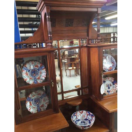 verglaste Vitrine aus Nussbaum  Arts and Craft England 