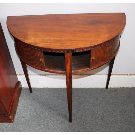 19. JH Mahagoni Demi Lune Konsolentisch