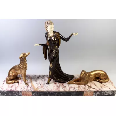 Französische Art Deco Gruppe von Menneville antik ca. 1920-30