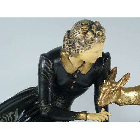 Sehr große französische Art Deko Lady 