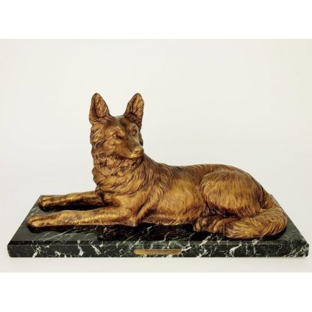 "Polizeihund" von Chiparus   Polizeihund von D. H. Chiparus, Laureat des Salon des Beaux Arts.