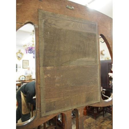 Jugendstil Eiche Gaderobenständer   "B. & E. STRUMP, Schreiner, 42-44 St. George's Road, Glasgow '