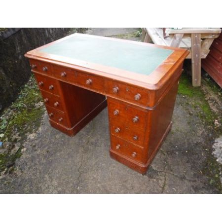 Schöner spätviktorianischer Schreibtisch Eiche 