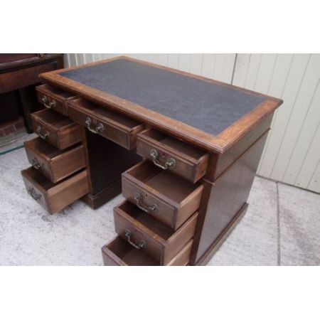 Schöner Maple and Co Schreibtisch Eiche Massivholz