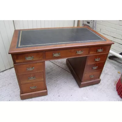 Edwardianischer Mahagoni Schreibtisch mit schwarzem Leder