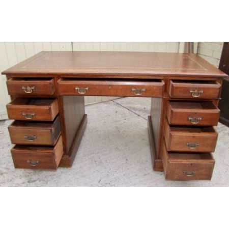 Schöner edwardianischer Massivholz Schreibtisch 