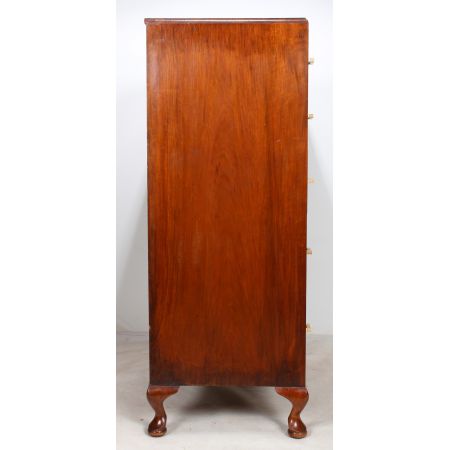 Schlanke Art Deco Nussbaum Kommode  1930 