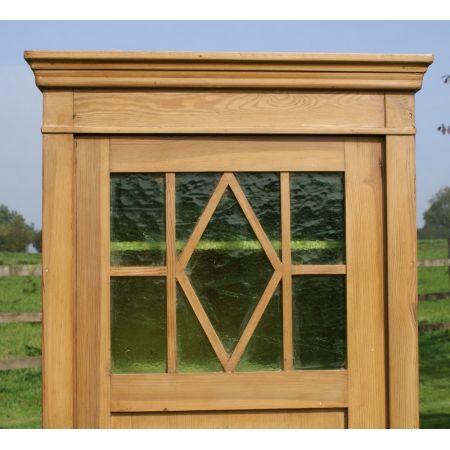 Schöner antiker deutscher Küchenschrank aus Kiefer