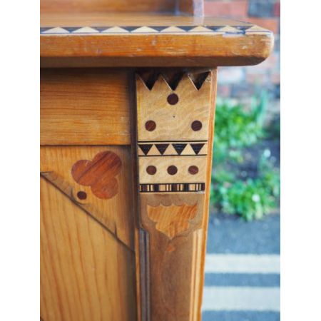 Wunderschöner Kiefer  Kommode  mit Intarsien