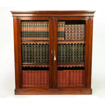 Großer, viktorianischer Bücherschrank aus Walnussholz, zweitürig, 1880