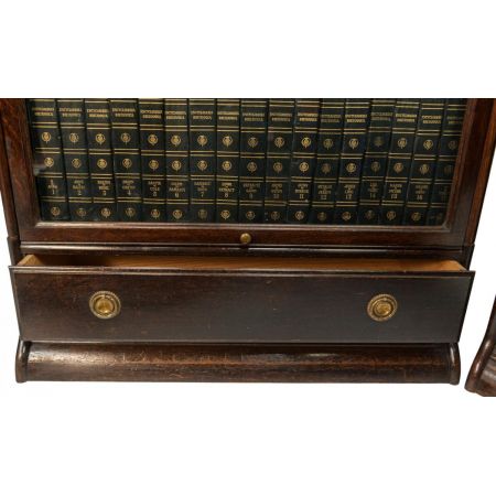 Paar Globe Wernicke Bücherschränke aus Eiche, um 1900