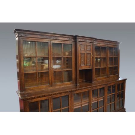 Großer Bücherschrank mit zehn Türenlarge aus geschnitzem Eichenholz, Edwardian 1890