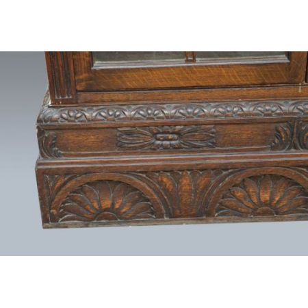 Großer Bücherschrank mit zehn Türenlarge aus geschnitzem Eichenholz, Edwardian 1890