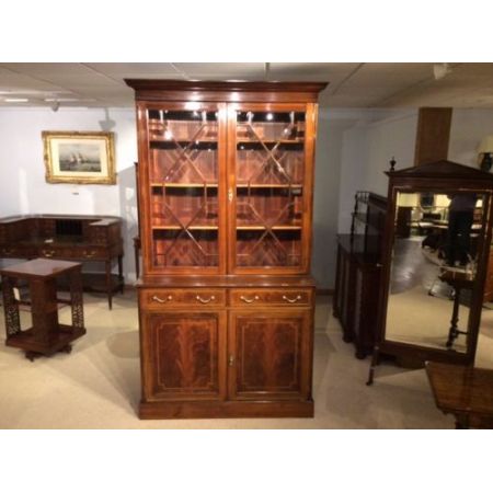 Feiner Bücherschrank aus Mahagoni mit Intasien, Edwardian 1900-1910