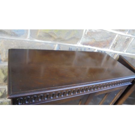 Ein Paar schöner verglaster Bücherschränke auch Eiche, zweitürig, 1920