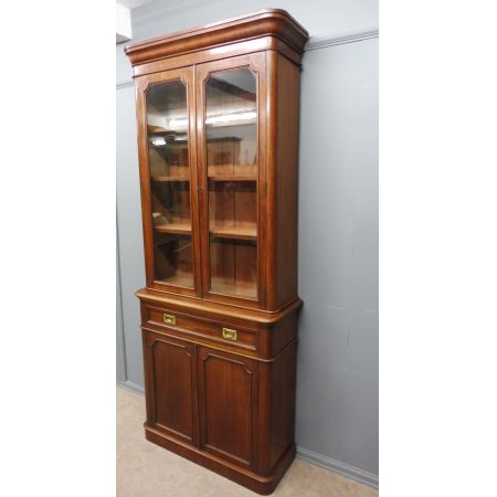 Massives, viktorianisches Bücherregal mit abgerundeten Ecken aus dem 19JH