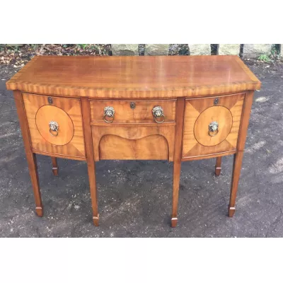 Abgerundetes, Mahagoni Sideboard im georgischen Stil