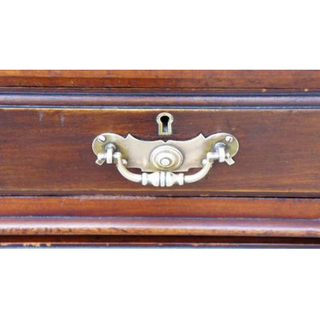 Massiver Viktorianischer Mahagoni Schreibtisch mit Ledertop und 9 Schubladen 