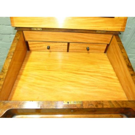 Massiver viktorianischer Nussbaum Davenport, wunderbar erhalten, ca. 1860 original