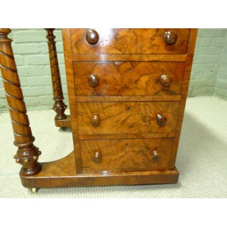 Massiver viktorianischer Nussbaum Davenport, wunderbar erhalten, ca. 1860 original