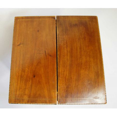 Schöner Mahagonitisch zum nähen oder arbeiten, original edwardianisch