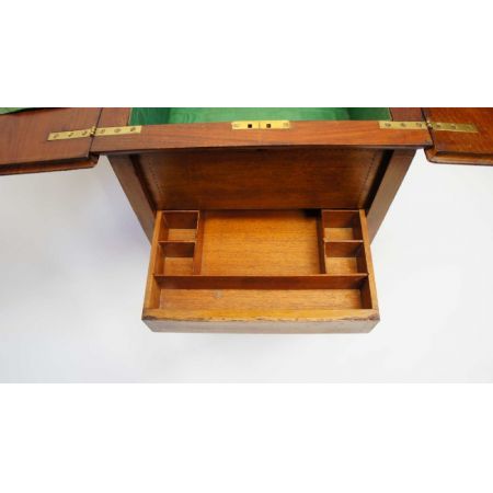 Schöner Mahagonitisch zum nähen oder arbeiten, original edwardianisch