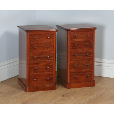 Antikes Paar englischer viktorianischer Mahagoni Nachtische (ca. 1860) Orginal Massivholz