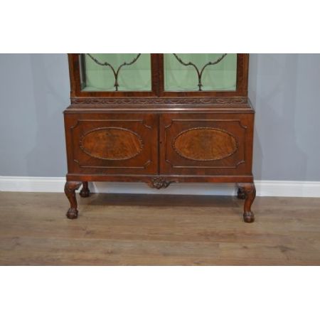 Original edwardianische antike zweitürige Vitrine im Chippendale-Stil