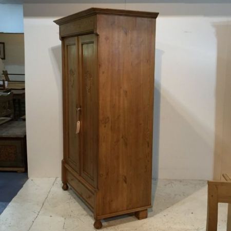 Kleiner antiker Original Weichholz Kleiderschrank Kiefer