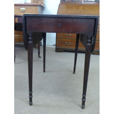 Schöner antiker Pembroke Mahagoni Klapptisch Esstisch Original