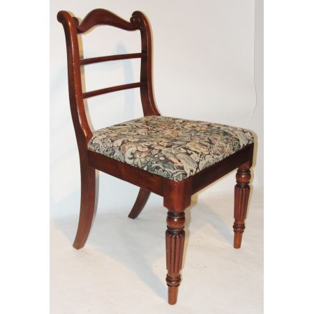 Sechs Regency-Mahagoni-Esszimmerstühle um 1830 Original