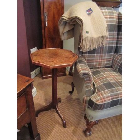 Wunderbarer antiker George III. Eichen Beistelltisch  Kerzentisch 