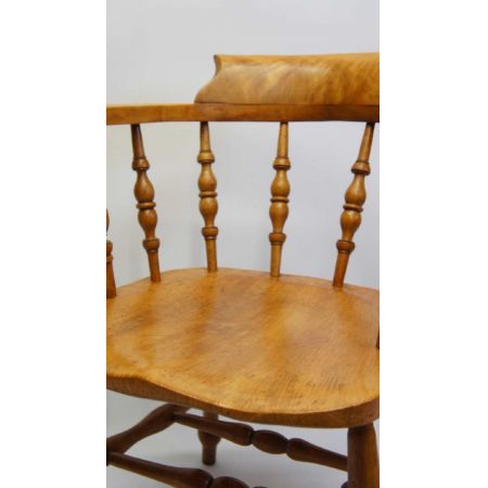 Schöner Lehnstuhl aus Buche/Ulme, original von 1910