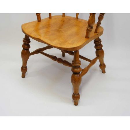 Schöner Lehnstuhl aus Buche/Ulme, original von 1910