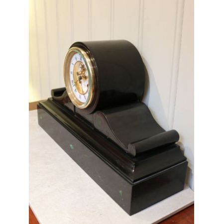 Schöne Original Viktorianische Uhr aus schwarzem Schiefer aus Frankreich, um 1870