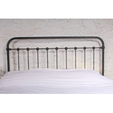 Herrlich schlichtes französisches Kingsize Bett Eisen Original antik