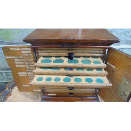 Antiker Sammlerschrank Beistelltisch Schrank Original Eiche