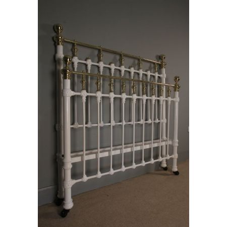 Klassisches Bett aus viktorianischem Messing und Eisen 