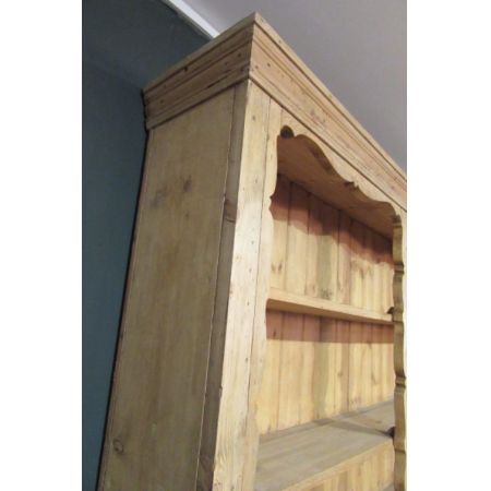 Antiker viktorianischer Wohnzimmerschrank im Landhausstil Massivholz Kiefer 1880