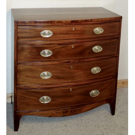 Georgianischer Bow Front Kommode, Massivholz Mahagoni, 1830