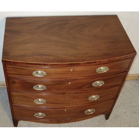 Georgianischer Bow Front Kommode, Massivholz Mahagoni, 1830