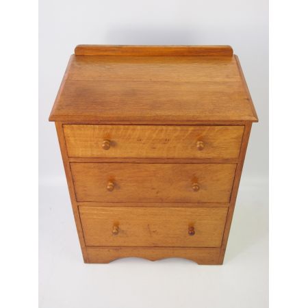 Original Edwardianische Kommode Eiche antik, klein, 18. Jahrhundert