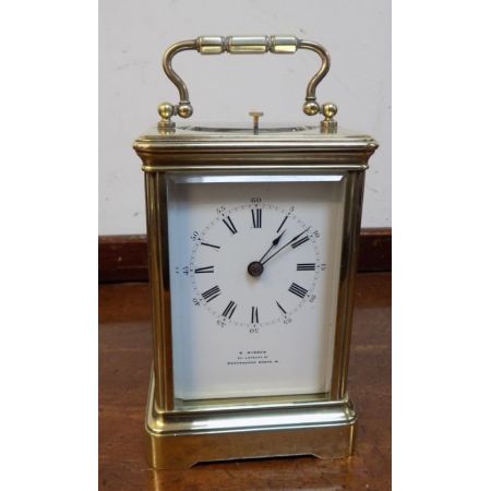 Englische antike Messinguhr, tragbar, 1920