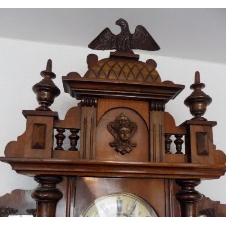 Englische antike große Gustav Becker Wanduhr, Wien 1900, Walnuss