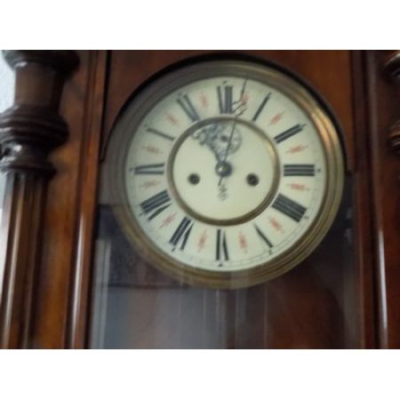 Englische antike große Gustav Becker Wanduhr, Wien 1900, Walnuss