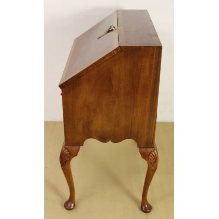 Queen Anne Nussbaum Sekretär antik 1900